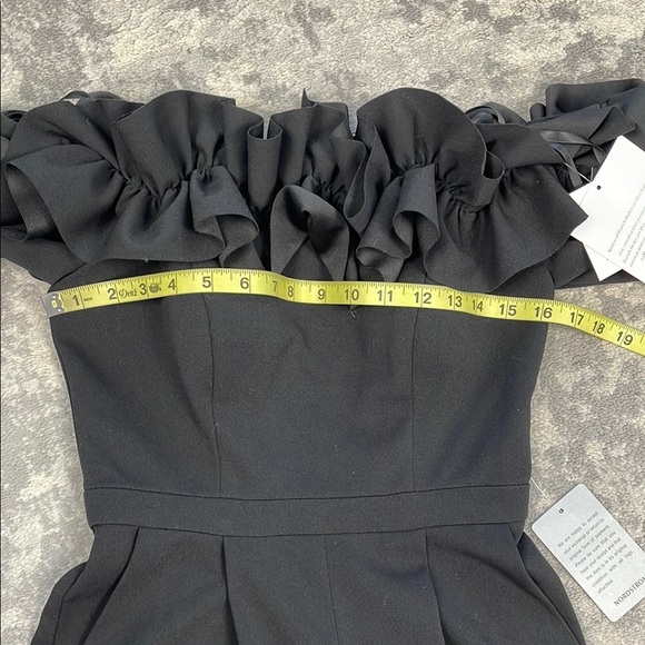 NWT Xscape Ruched Ruffle Scuba Crepe Jumpsuit Black Off The Shoulder Sz 2 - Picture 11 of 15